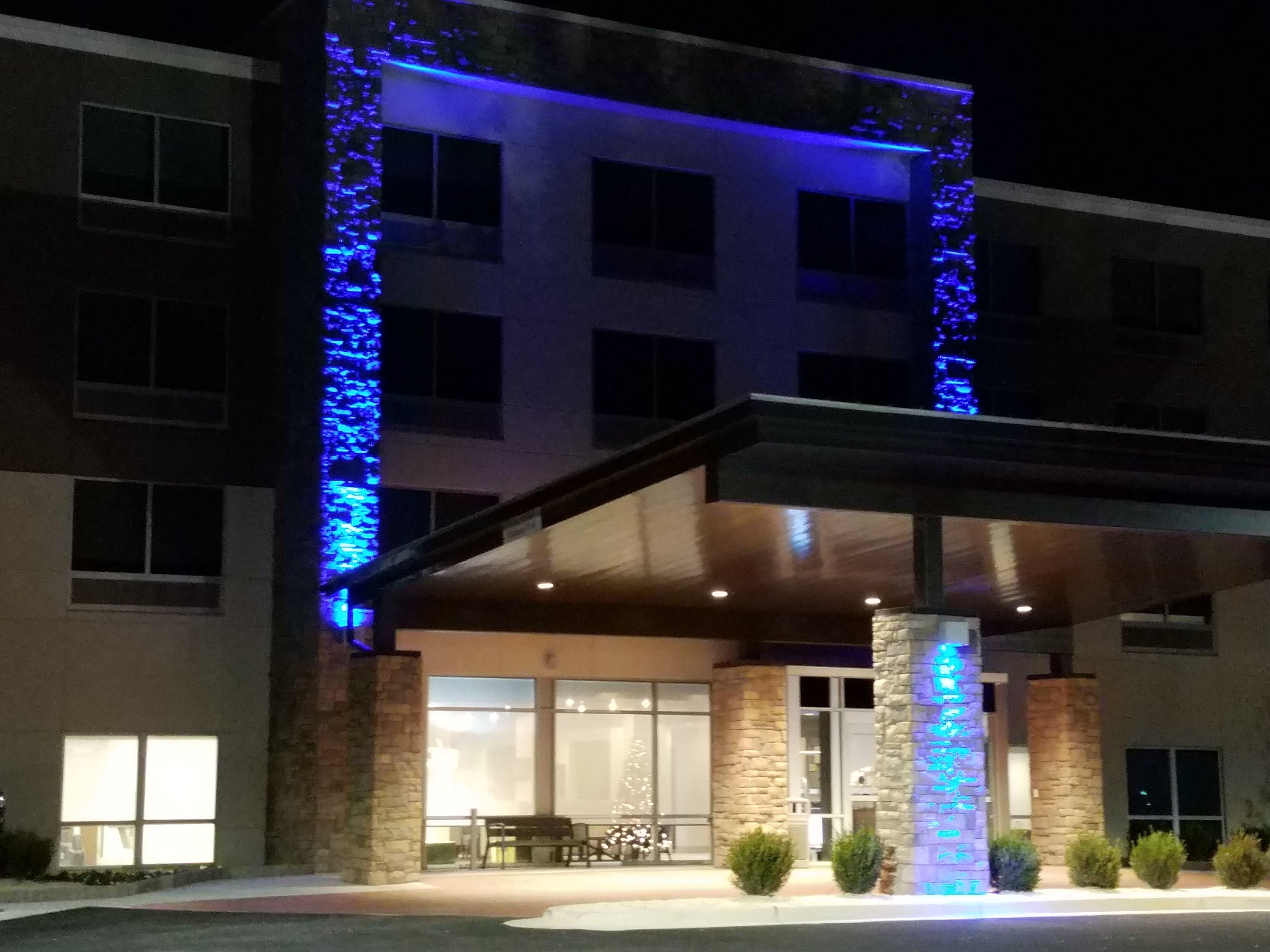 Holiday Inn Express Hotel & Suites Decatur Esterno foto